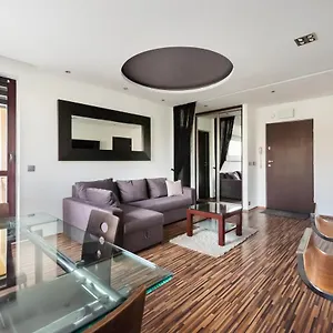 https://grczewska-violet-apartment.warsawhotelspoland.com